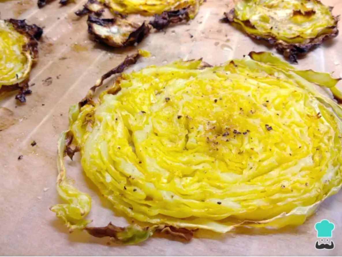 Repollo al horno con sardinas en Papillote
